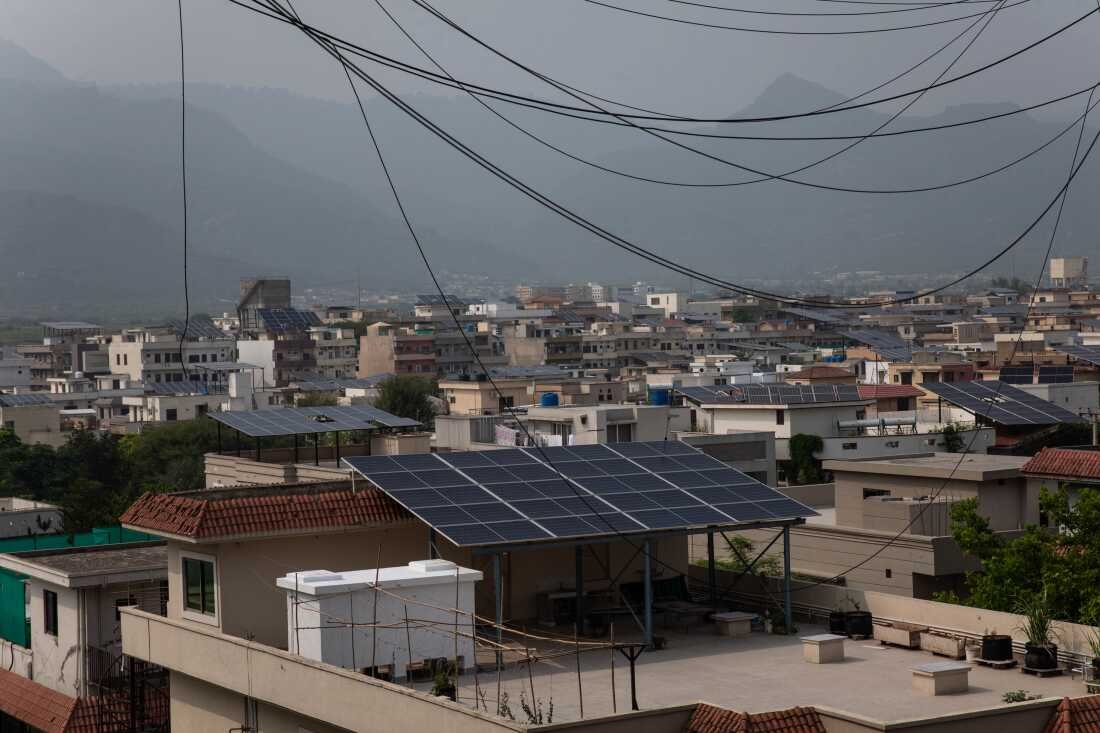 solar panels in pakistan